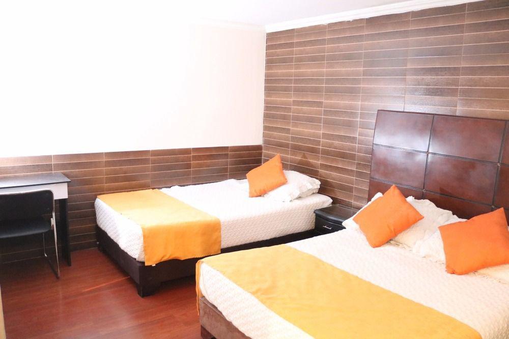Hotel Ejecutivo 63 In Bogotá Esterno foto