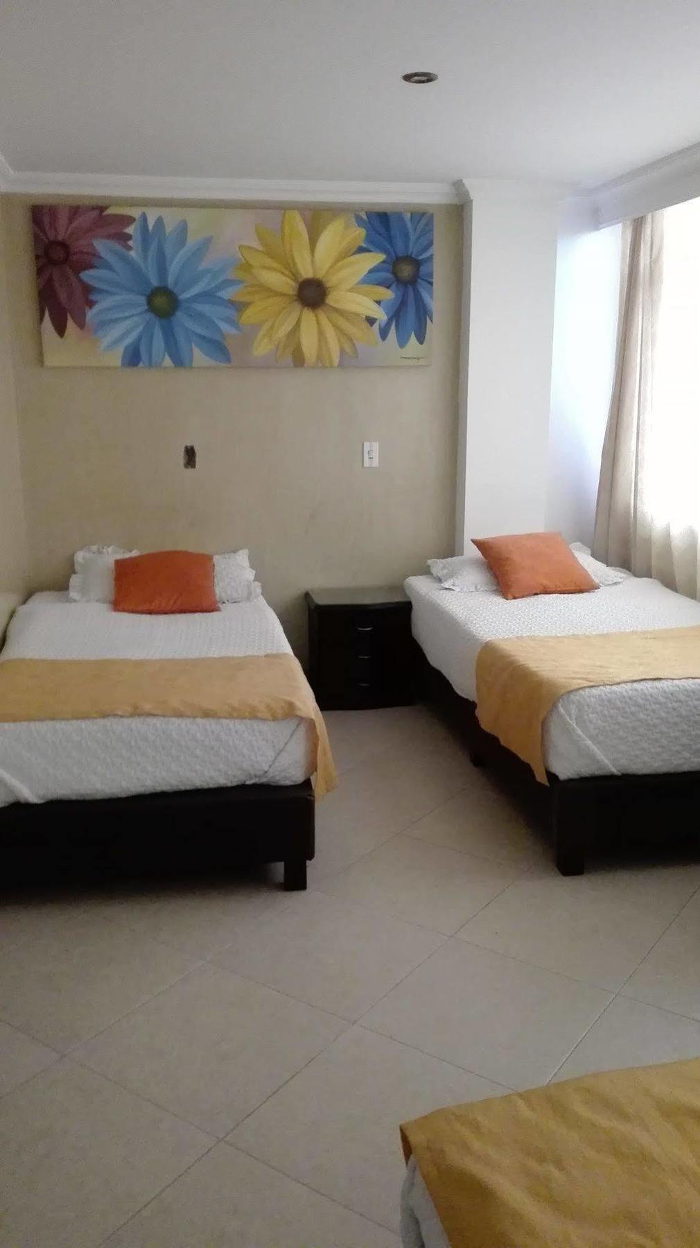 Hotel Ejecutivo 63 In Bogotá Esterno foto