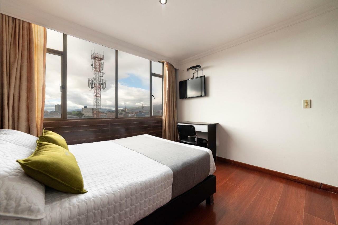 Hotel Ejecutivo 63 In Bogotá Esterno foto